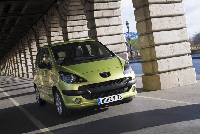 Peugeot 1007 110 2-Tronic Peugeot 1007 110 2-Tronic