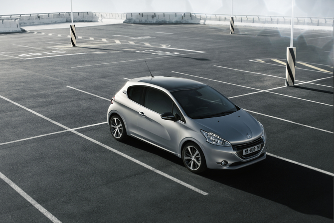 Peugeot unveils new supermini model: the 208 Peugeot unveils new supermini model: the 208