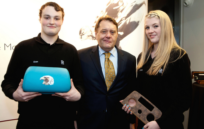 Rolls-Royce Looking for New Apprentices Rolls-Royce Looking for New Apprentices