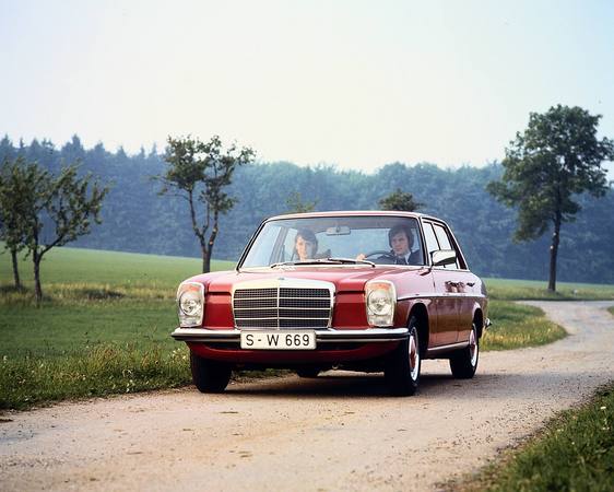 Mercedes-Benz 240 D 3.0 Automatic Mercedes-Benz 240 D 3.0 Automatic