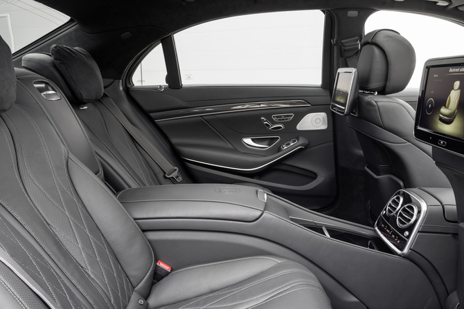 Mercedes-Benz S-Class 6 Mercedes-Benz S-Class 6