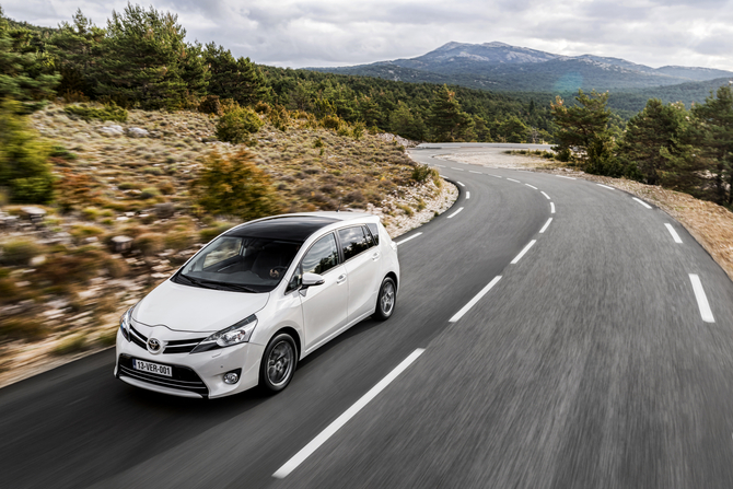 Toyota Verso Gen.1 Toyota Verso Gen.1