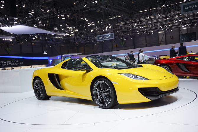 McLaren P1 McLaren P1