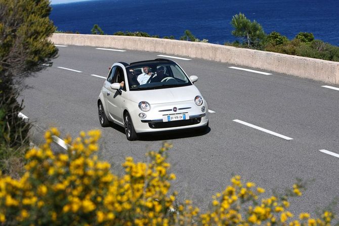 Fiat 500C 1.4 16v 100cv 80s Aniversary Dualogic Fiat 500C 1.4 16v 100cv 80s Aniversary Dualogic
