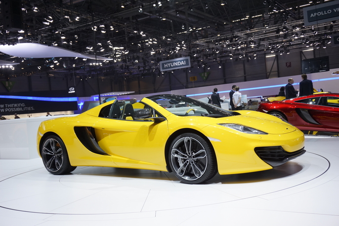 McLaren P1 McLaren P1