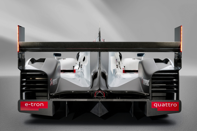 Audi R18 e-tron quattro Audi R18 e-tron quattro