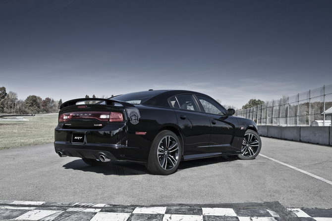 Dodge Preps New Charger SRT8 Super Bee for 2012 Dodge Preps New Charger SRT8 Super Bee for 2012