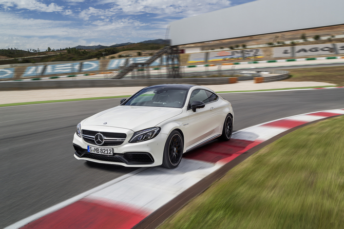 Mercedes-Benz C 63 S Coupé AMG Mercedes-Benz C 63 S Coupé AMG