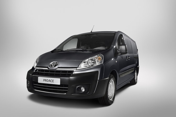 Toyota ProAce 6L 2.0D Toyota ProAce 6L 2.0D
