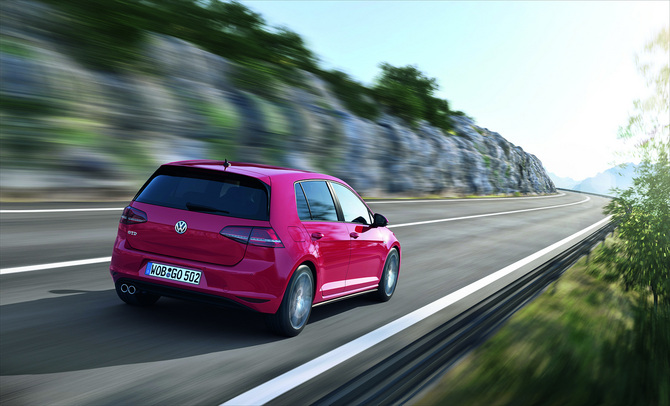 Power comes from a 2.0 TDI with 182hp Power comes from a 2.0 TDI with 182hp