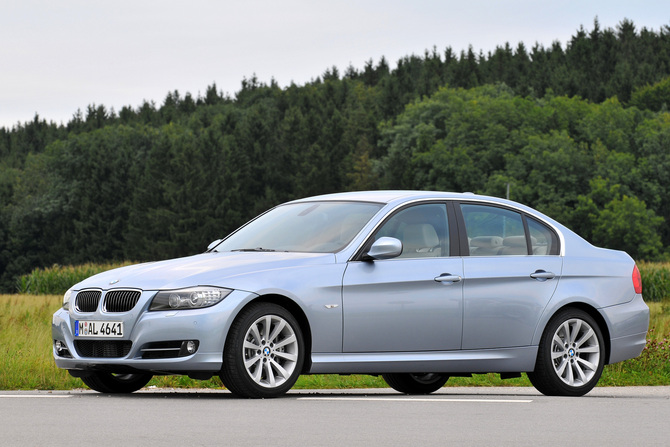 BMW 325d Auto (E90) LCI BMW 325d Auto (E90) LCI