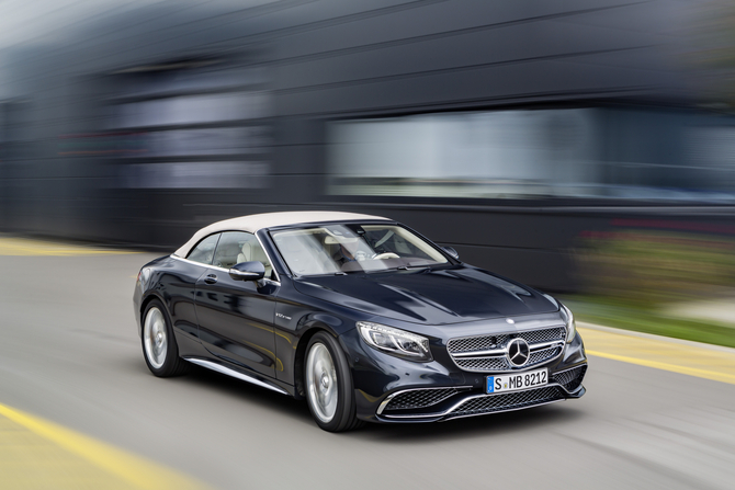 As the recently released S65 AMG Coupé, the Cabriolet version gets the V12 biturbo 5.5 liters engine with an output of 630hp and 1000Nm of torque As the recently released S65 AMG Coupé, the Cabriolet version gets the V12 biturbo 5.5 liters engine with an output of 630hp and 1000Nm of torque