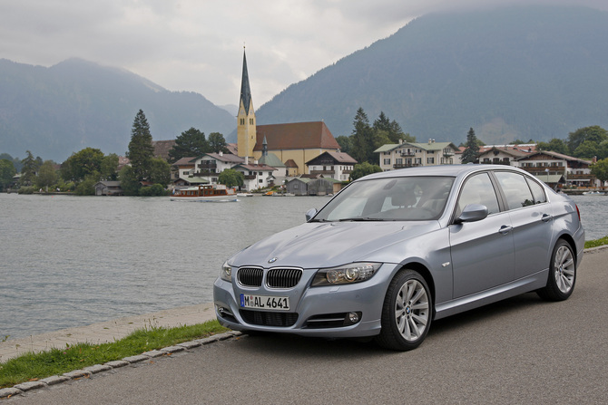 BMW 325d (E90) LCI BMW 325d (E90) LCI