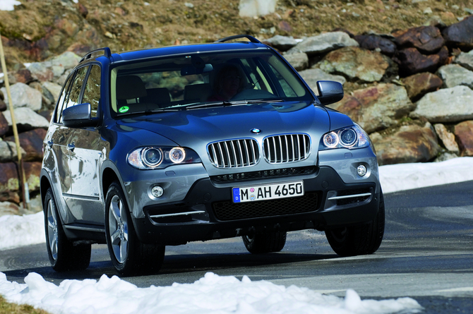 BMW X5 xDrive48i BMW X5 xDrive48i