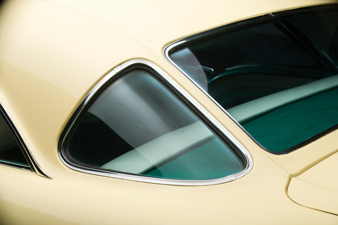 Oldsmobile Starfire 98 Holiday Hardtop Coupe Oldsmobile Starfire 98 Holiday Hardtop Coupe