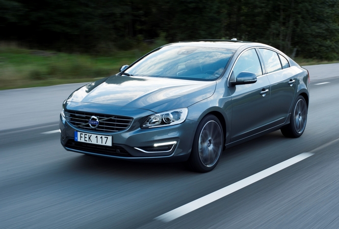 Volvo S60 D4 Momentum Geartronic Volvo S60 D4 Momentum Geartronic
