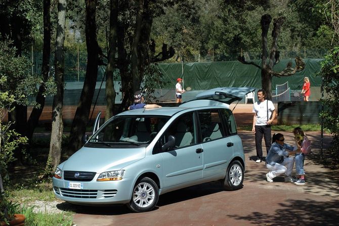 Fiat Fiat Multipla 1.9 JTD Active Fiat Fiat Multipla 1.9 JTD Active