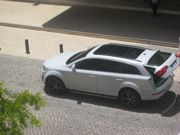 Audi Q7 6.0 V12 TDI quattro Exclusive Audi Q7 6.0 V12 TDI quattro Exclusive