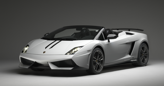 Lamborghini Gallardo LP570-4 Spyder Performante E-Gear Lamborghini Gallardo LP570-4 Spyder Performante E-Gear