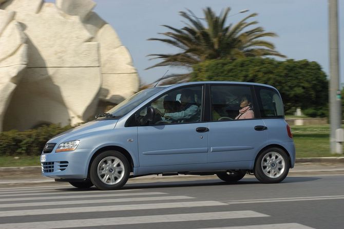 Fiat Fiat Multipla 1.9 JTD Dynamic Fiat Fiat Multipla 1.9 JTD Dynamic
