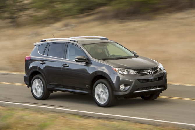 The new RAV4 will only be available only with a four-cylinder engine The new RAV4 will only be available only with a four-cylinder engine