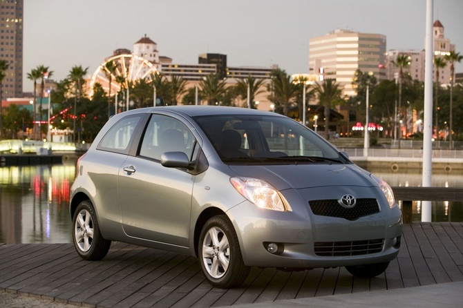 Toyota Yaris Liftback (US) Toyota Yaris Liftback (US)