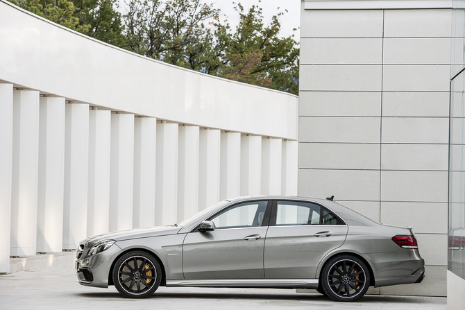 Mercedes-Benz E-Class Gen.5 Mercedes-Benz E-Class Gen.5