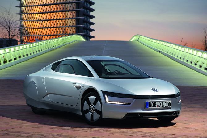 A Volkswagen ainda não revelou quando é que o XL1 estará à venda A Volkswagen ainda não revelou quando é que o XL1 estará à venda