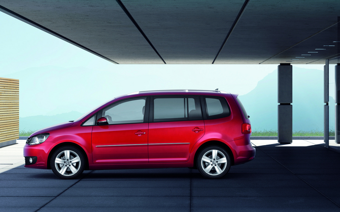 Volkswagen Touran 2.0I TDI 140hp DSG DPF Confortline Volkswagen Touran 2.0I TDI 140hp DSG DPF Confortline