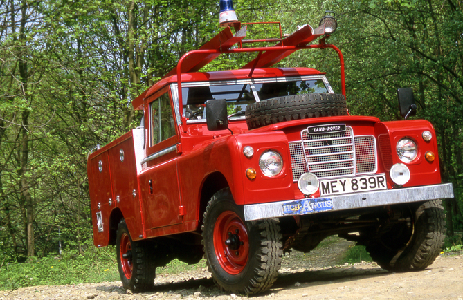 Land Rover Series III 109 Truck Cab Fire Land Rover Series III 109 Truck Cab Fire