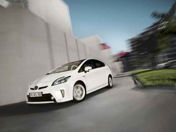 A Toyota alcançou a meta traçada pela UE através dos seus modelos híbridos A Toyota alcançou a meta traçada pela UE através dos seus modelos híbridos