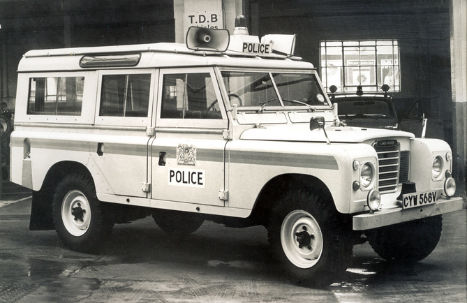 Land Rover Series III 109 Police Station Wagon Land Rover Series III 109 Police Station Wagon