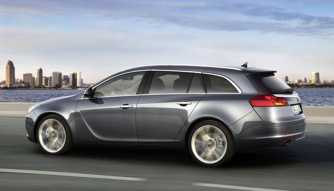 Opel Insignia Sports Tourer 1.6 Turbo Cosmo Opel Insignia Sports Tourer 1.6 Turbo Cosmo