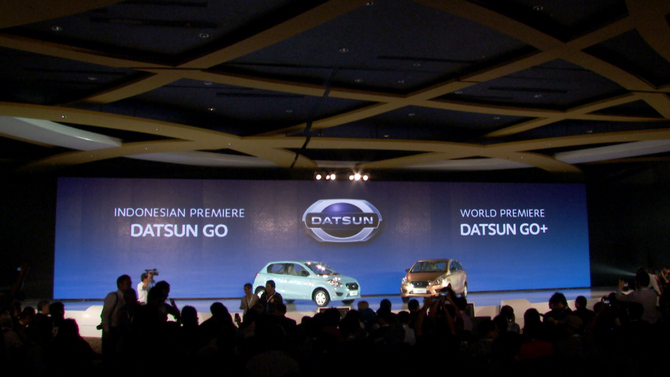 Carlos Ghosn show the Go and Go+ together in Indonesia Carlos Ghosn show the Go and Go+ together in Indonesia