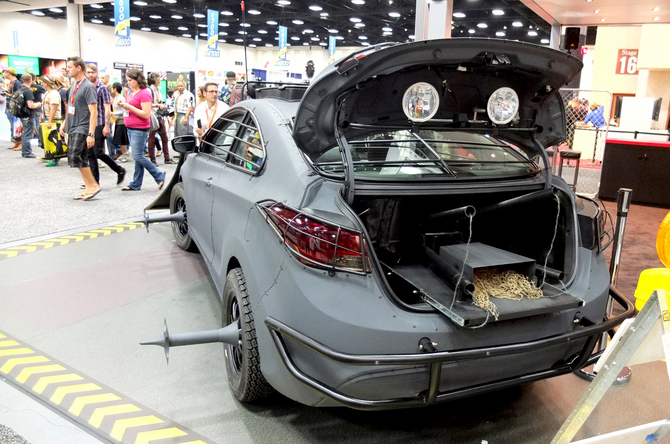It has weapons stored in the rear It has weapons stored in the rear