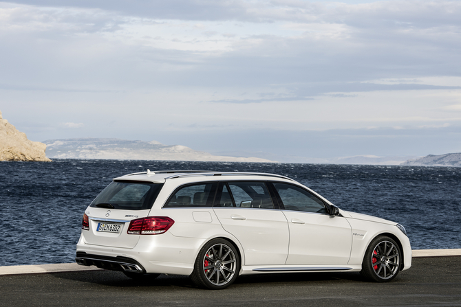 Mercedes-Benz E-Class Gen.5 Mercedes-Benz E-Class Gen.5