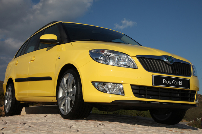 Skoda Fabia Break 1.2 TSI 105 hp Active Skoda Fabia Break 1.2 TSI 105 hp Active