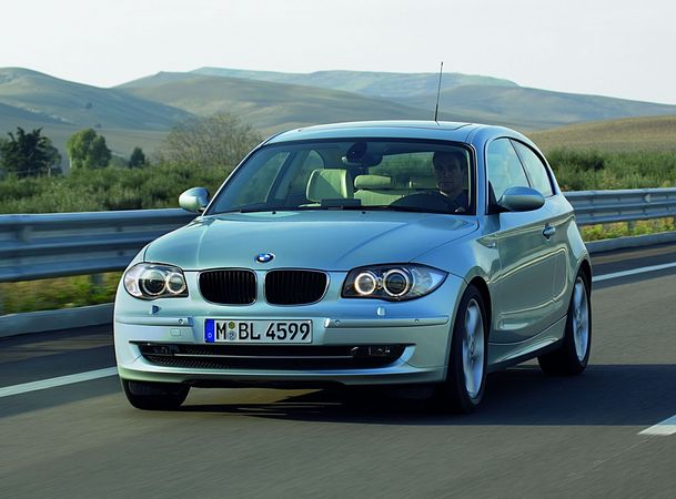 BMW 118d SE (Dynamic) BMW 118d SE (Dynamic)
