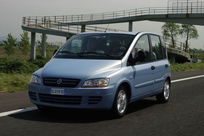 Fiat Fiat Multipla Active Natural Power Fiat Fiat Multipla Active Natural Power