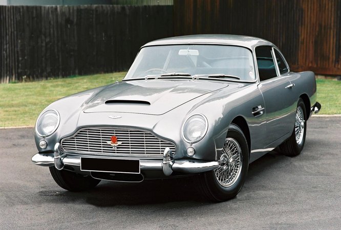 Aston Martin DB5 Aston Martin DB5
