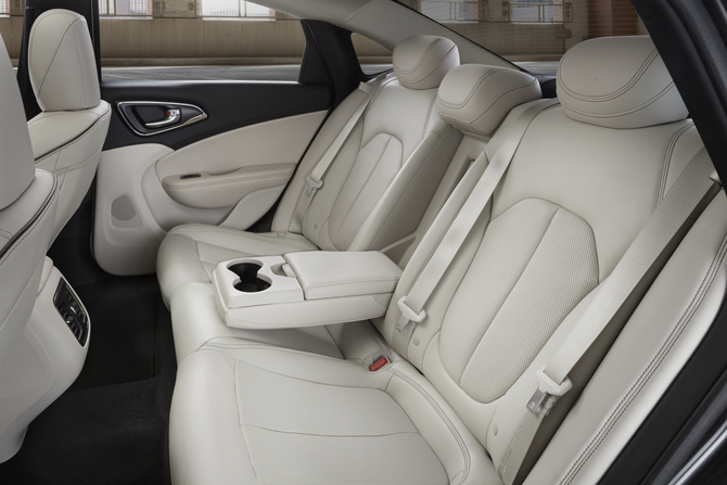 Chrysler 200 2.4 Chrysler 200 2.4
