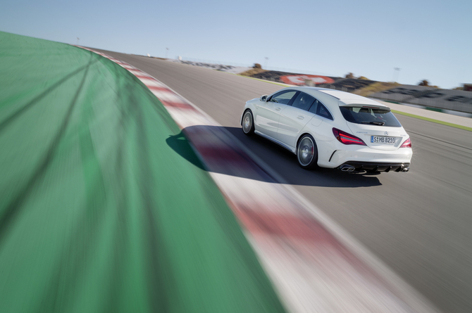 Mercedes-Benz CLA 45 Shooting Brake 4Matic Mercedes-Benz CLA 45 Shooting Brake 4Matic