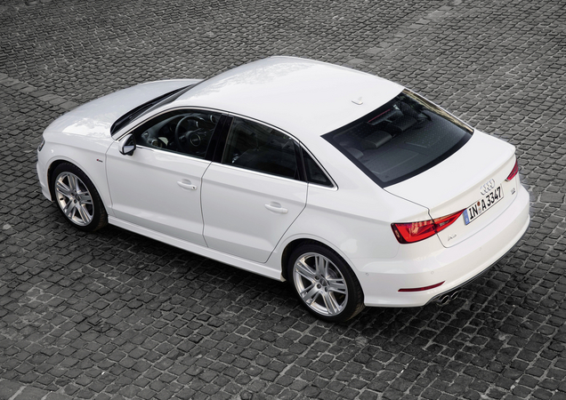 Audi A3 Limousine 1.4 TFSI Attraction S tronic Audi A3 Limousine 1.4 TFSI Attraction S tronic
