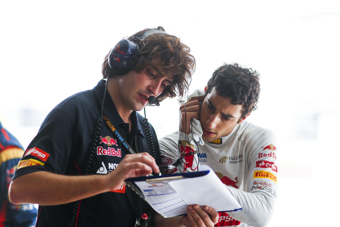 O piloto australiano esteve dois anos ao serviço da Toro Rosso O piloto australiano esteve dois anos ao serviço da Toro Rosso