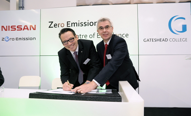 Nissan Creates Business Incubator in UK for Electric Vehicle Industry Nissan Creates Business Incubator in UK for Electric Vehicle Industry