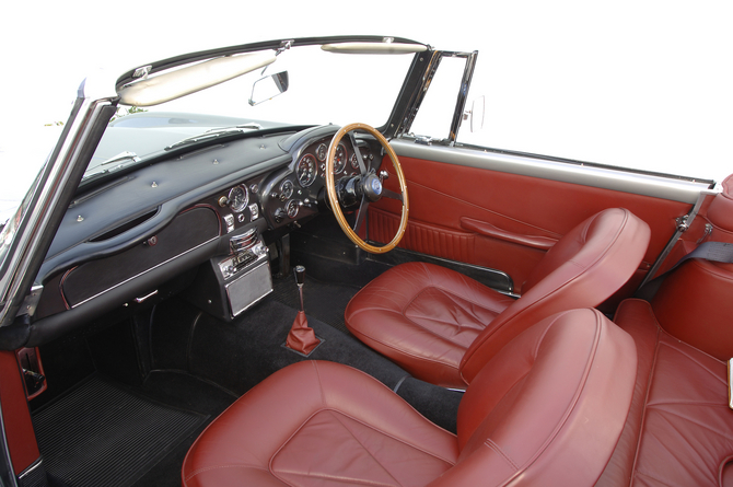 Aston Martin Short Chassis Volante Aston Martin Short Chassis Volante