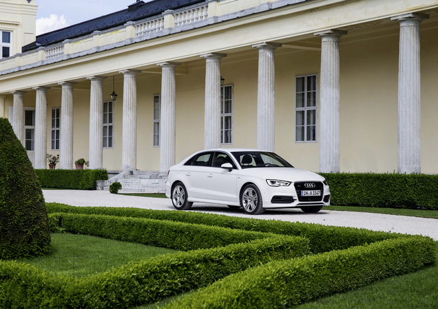 Audi A3 Limousine 1.4 TFSI Attraction S tronic Audi A3 Limousine 1.4 TFSI Attraction S tronic