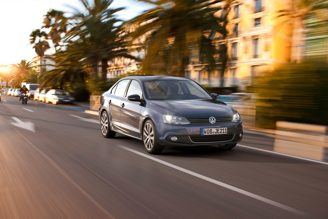 Volkswagen Jetta 1.2 TSI BlueMotion Technology 105 Confortline Volkswagen Jetta 1.2 TSI BlueMotion Technology 105 Confortline