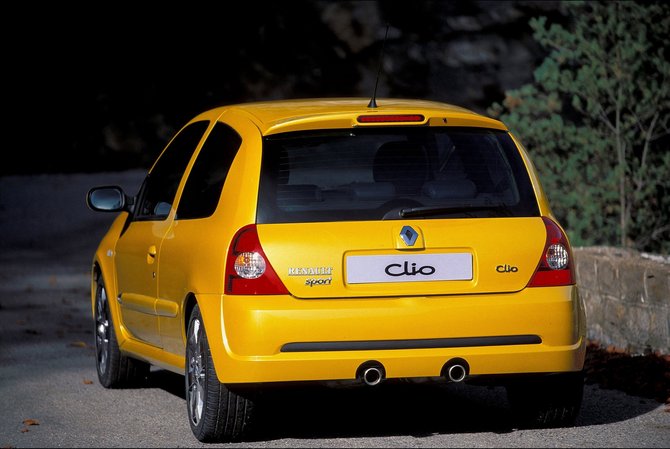 Renault Clio Renault Sport 2.0 16v Renault Clio Renault Sport 2.0 16v