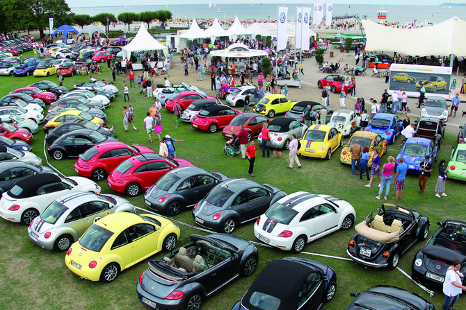 There were thousands of Volkswagens there There were thousands of Volkswagens there